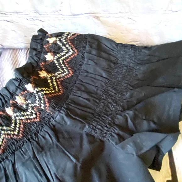 NWT Old Navy Off-the-Shoulder Flutter Sleeve Top - Picture 4 of 10